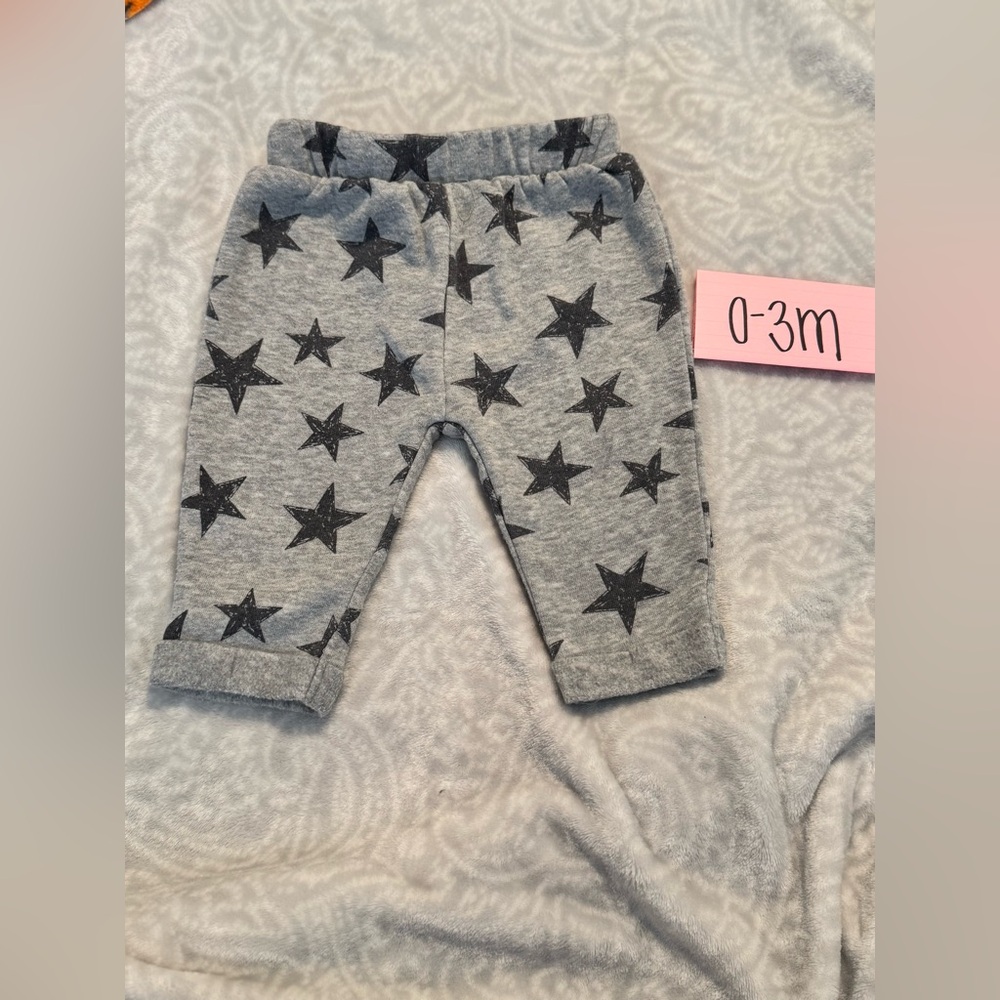 ❤️ NWOT Cute Gray Baby Sweatpants With Stars, 0-3 Months